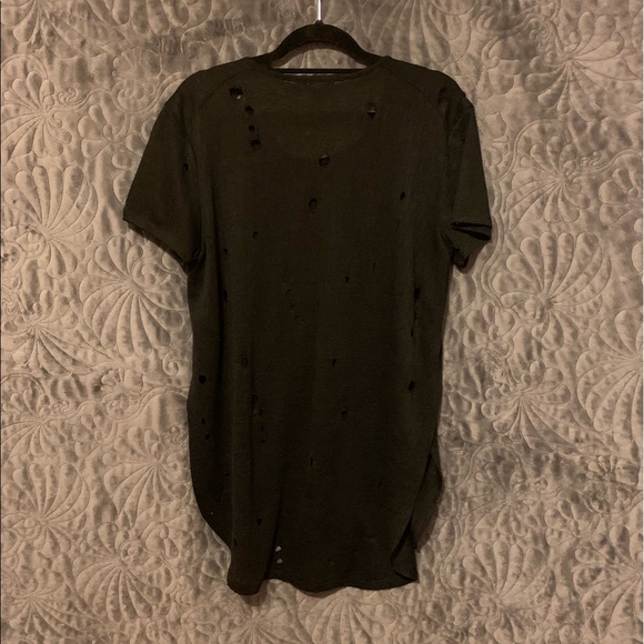 Women’s shirt - Picture 2 of 3